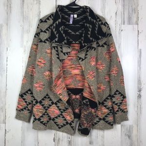Alya | Aztec Boho Style Cardigan Medium